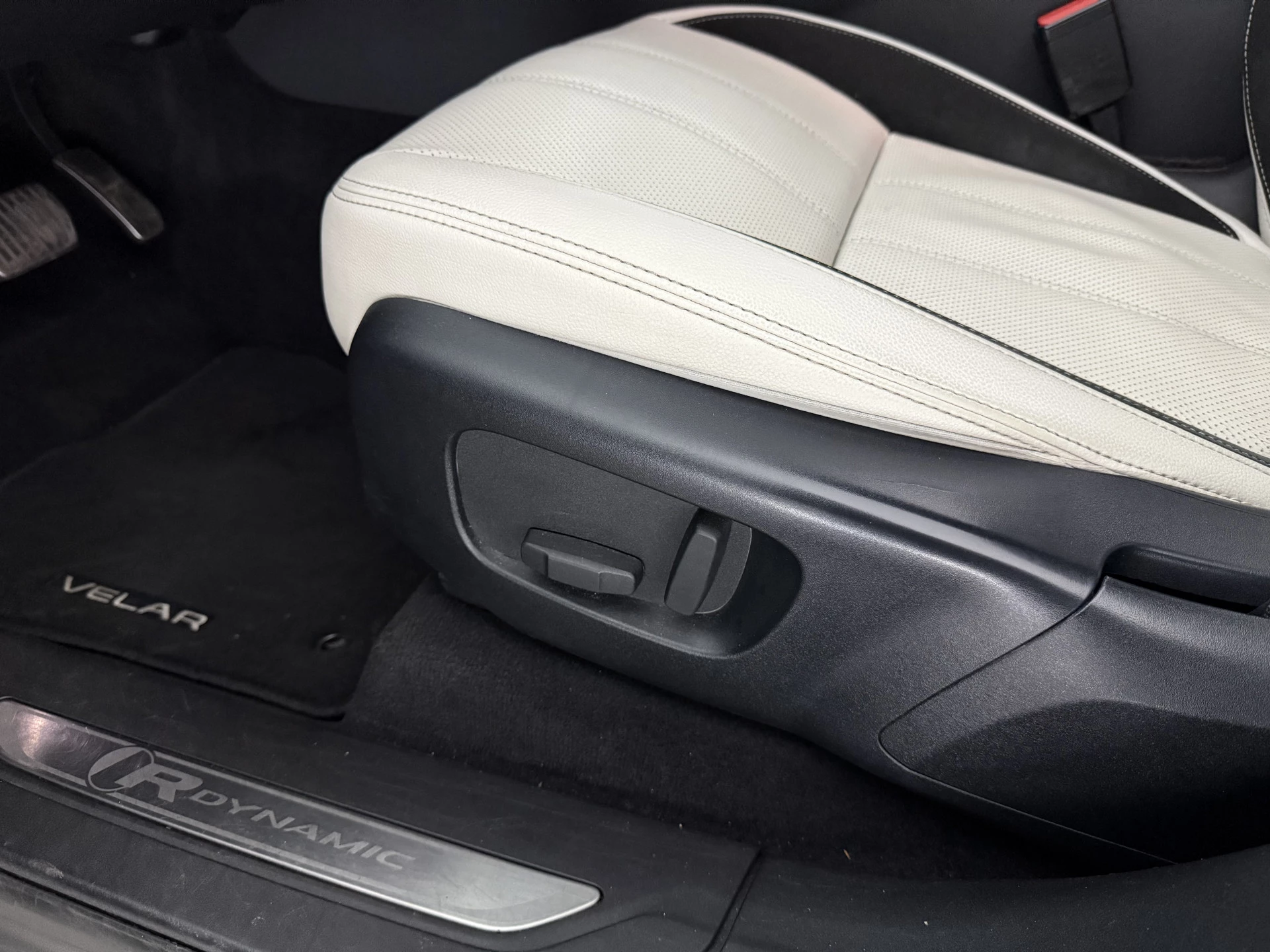 Hoofdafbeelding Land Rover Range Rover Velar