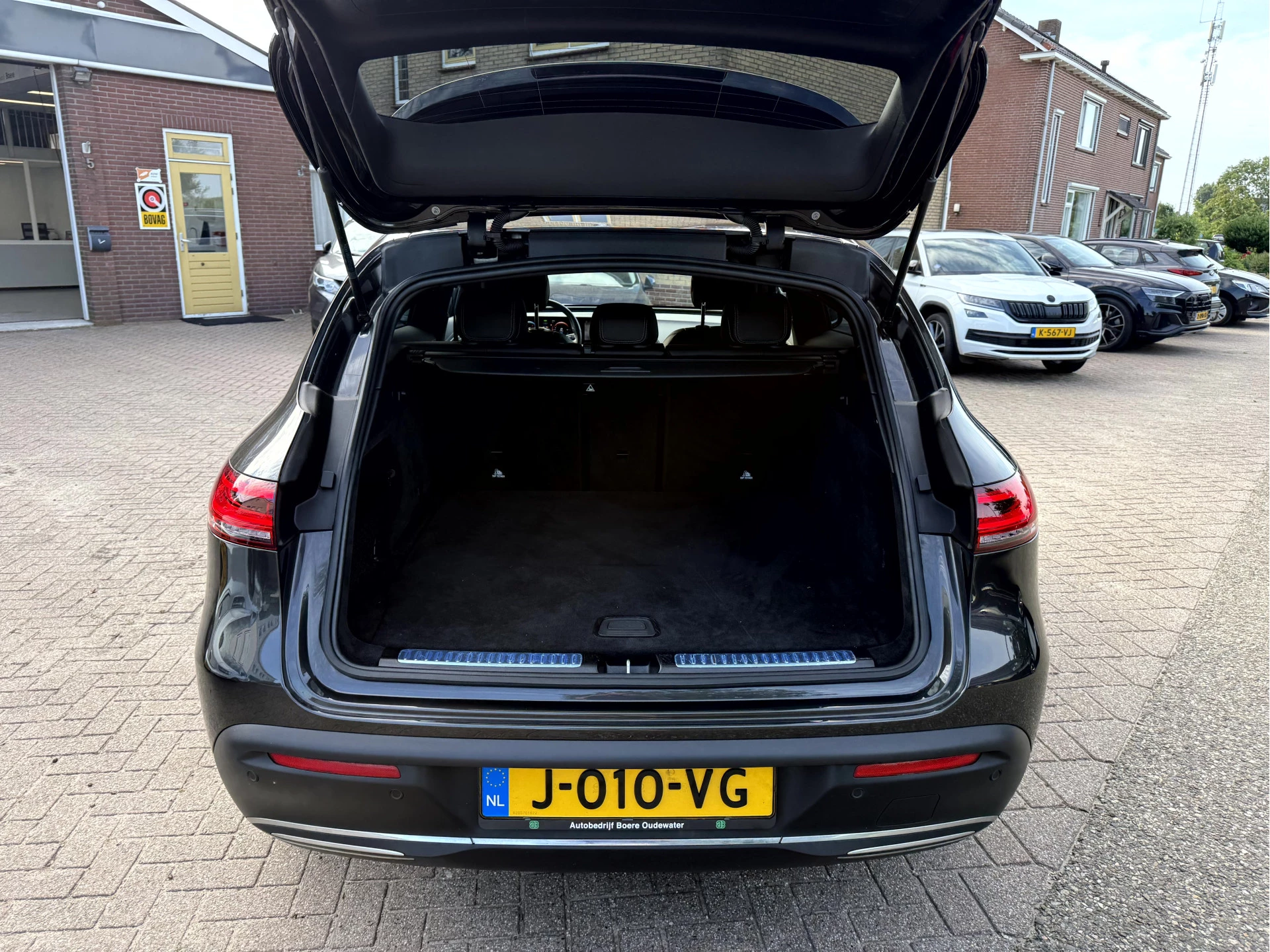 Hoofdafbeelding Mercedes-Benz EQC