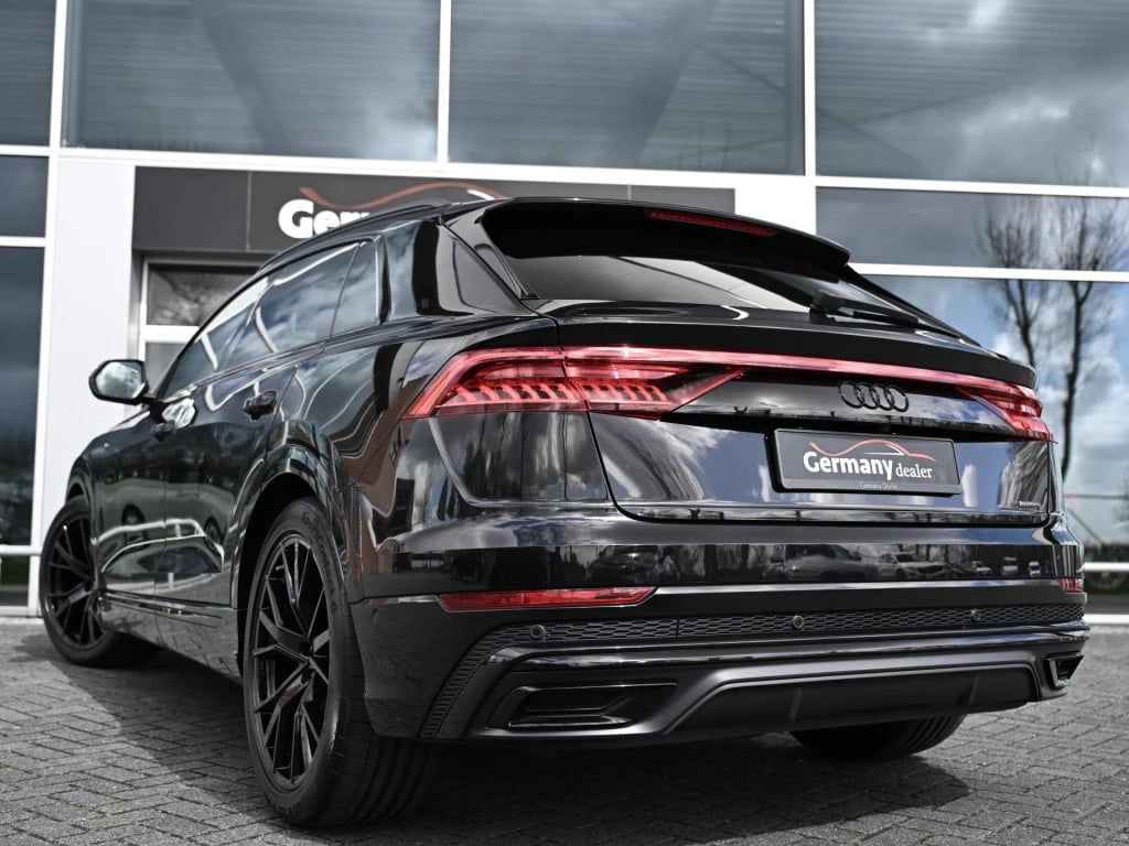 Hoofdafbeelding Audi Q8