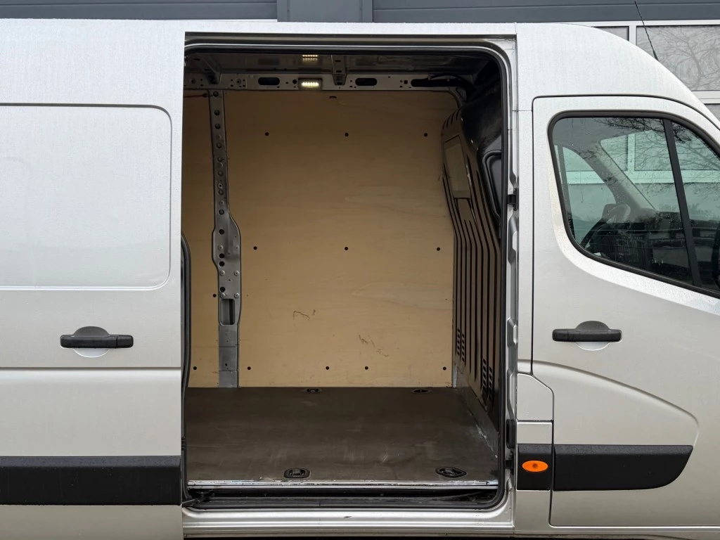 Hoofdafbeelding Opel Movano