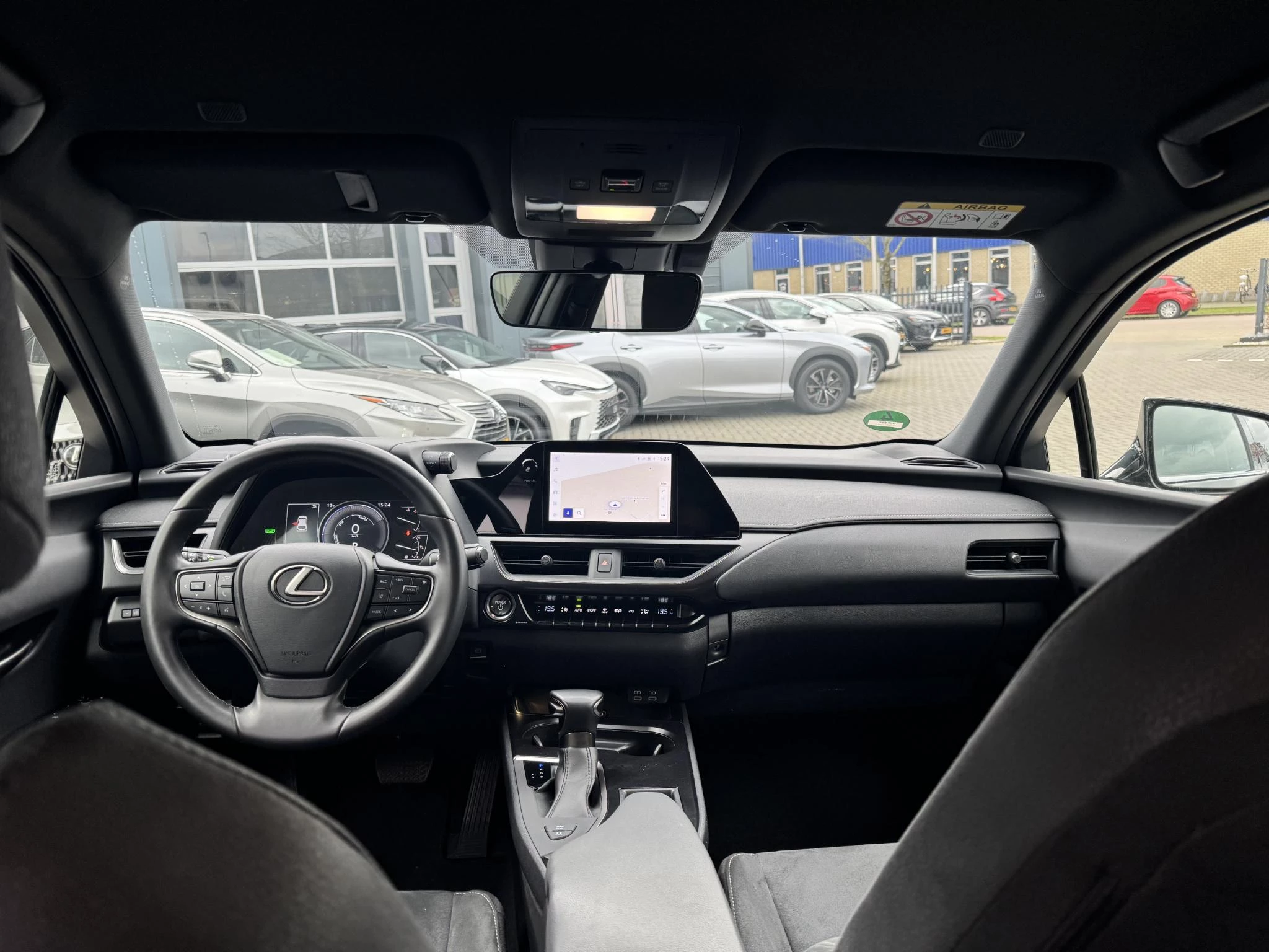 Hoofdafbeelding Lexus UX
