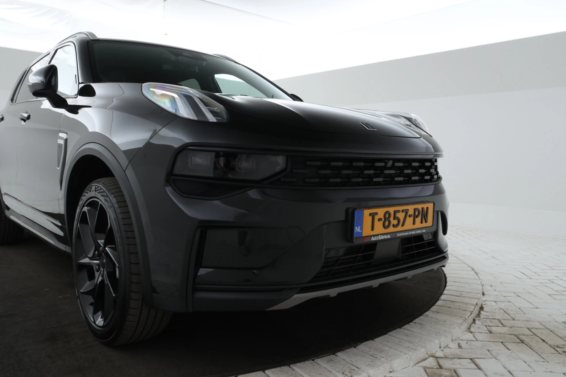 Hoofdafbeelding Lynk & Co 01