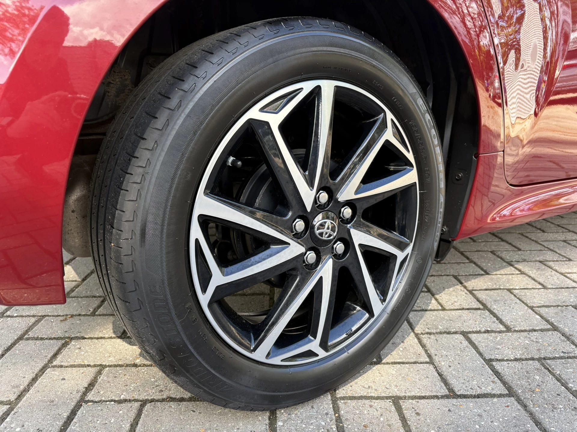 Hoofdafbeelding Toyota Yaris