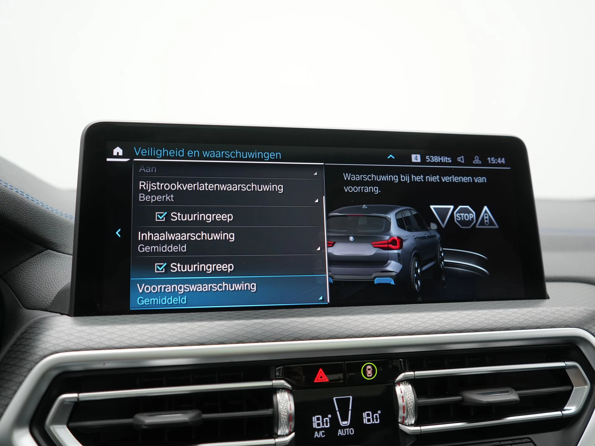 Hoofdafbeelding BMW iX3