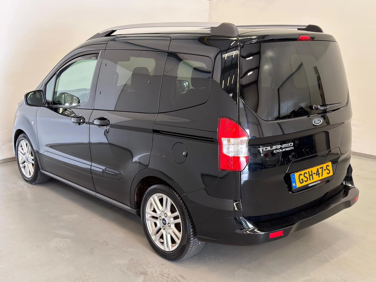 Hoofdafbeelding Ford Tourneo Courier