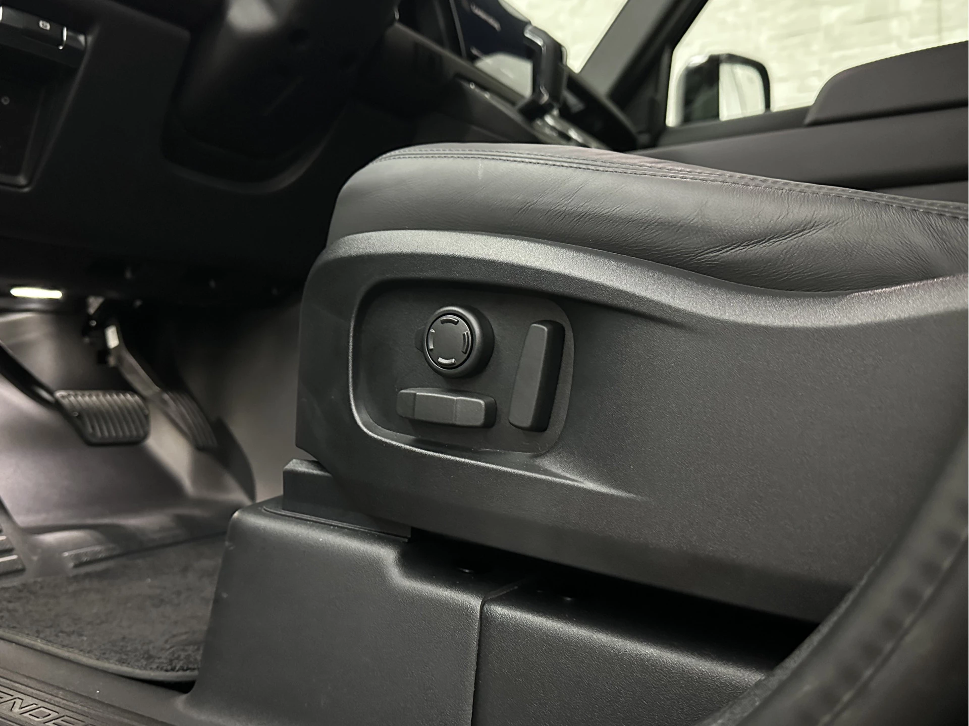 Hoofdafbeelding Land Rover Defender