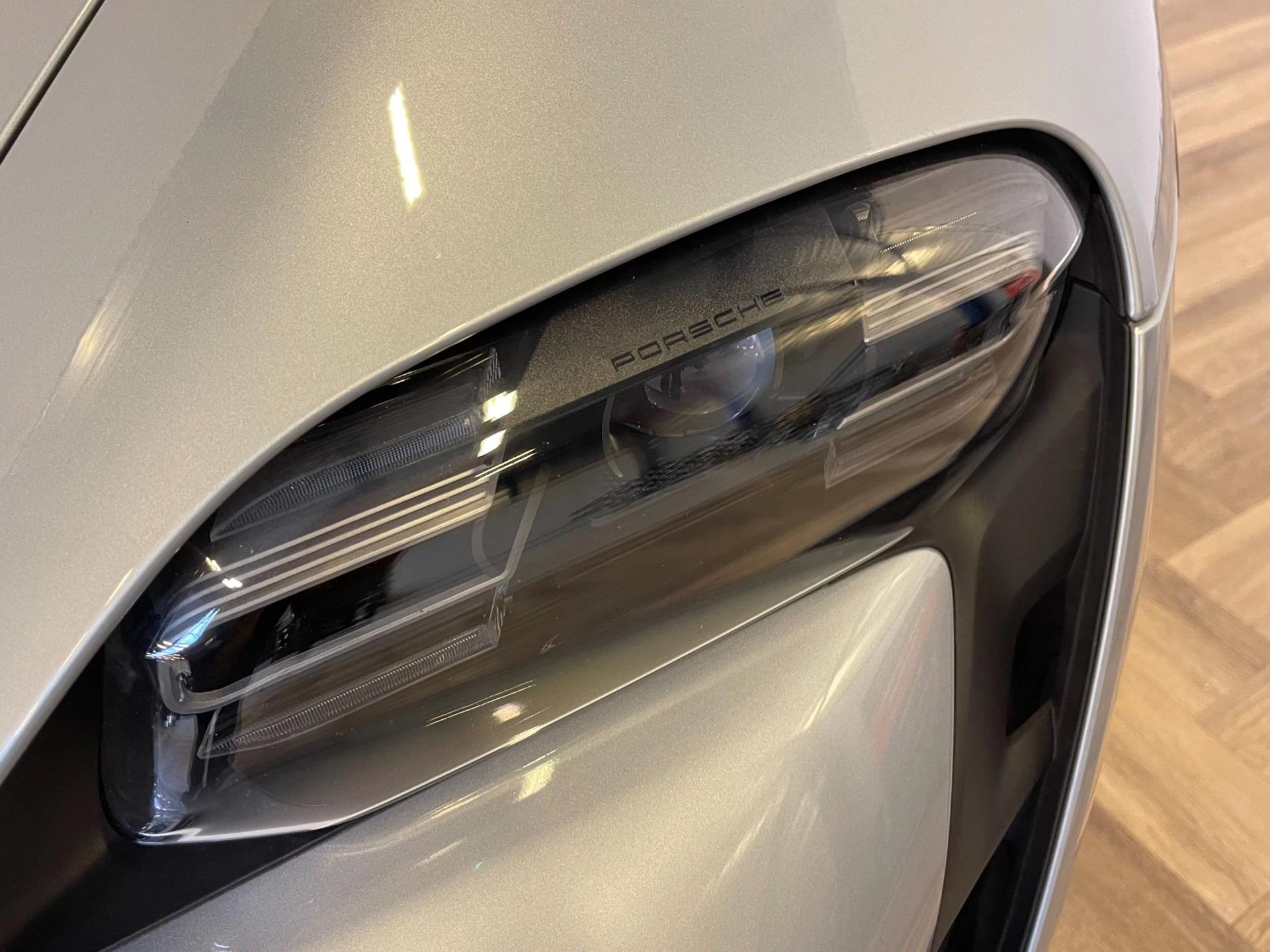Hoofdafbeelding Porsche Taycan