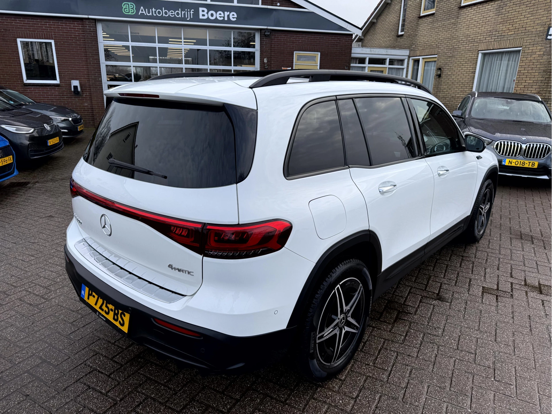 Hoofdafbeelding Mercedes-Benz EQB