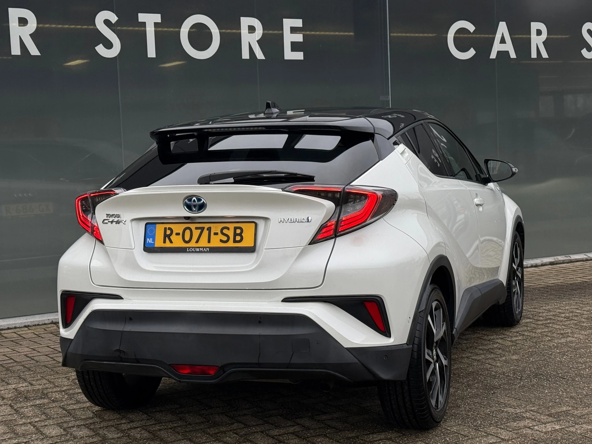 Hoofdafbeelding Toyota C-HR