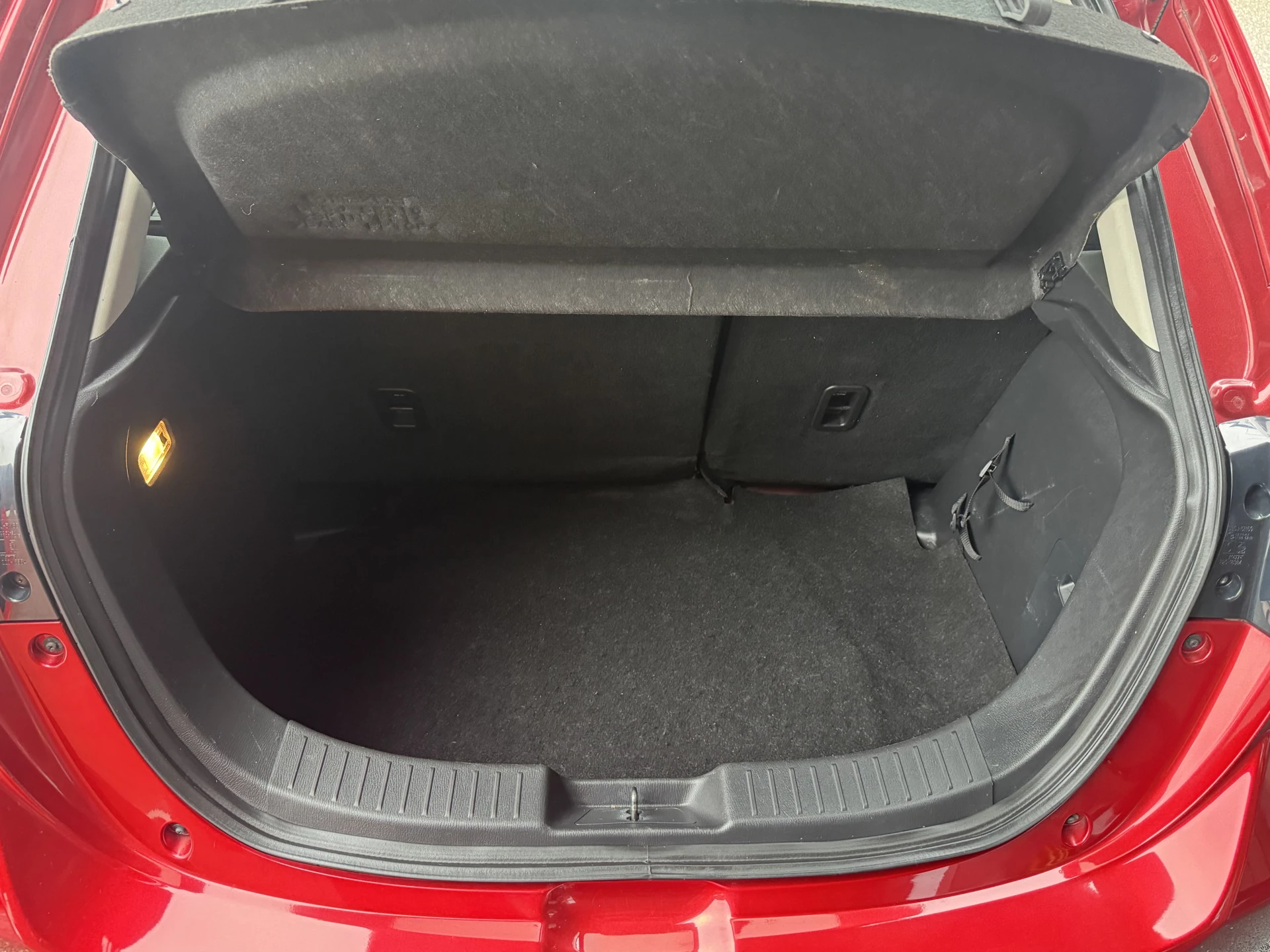 Hoofdafbeelding Mazda 2