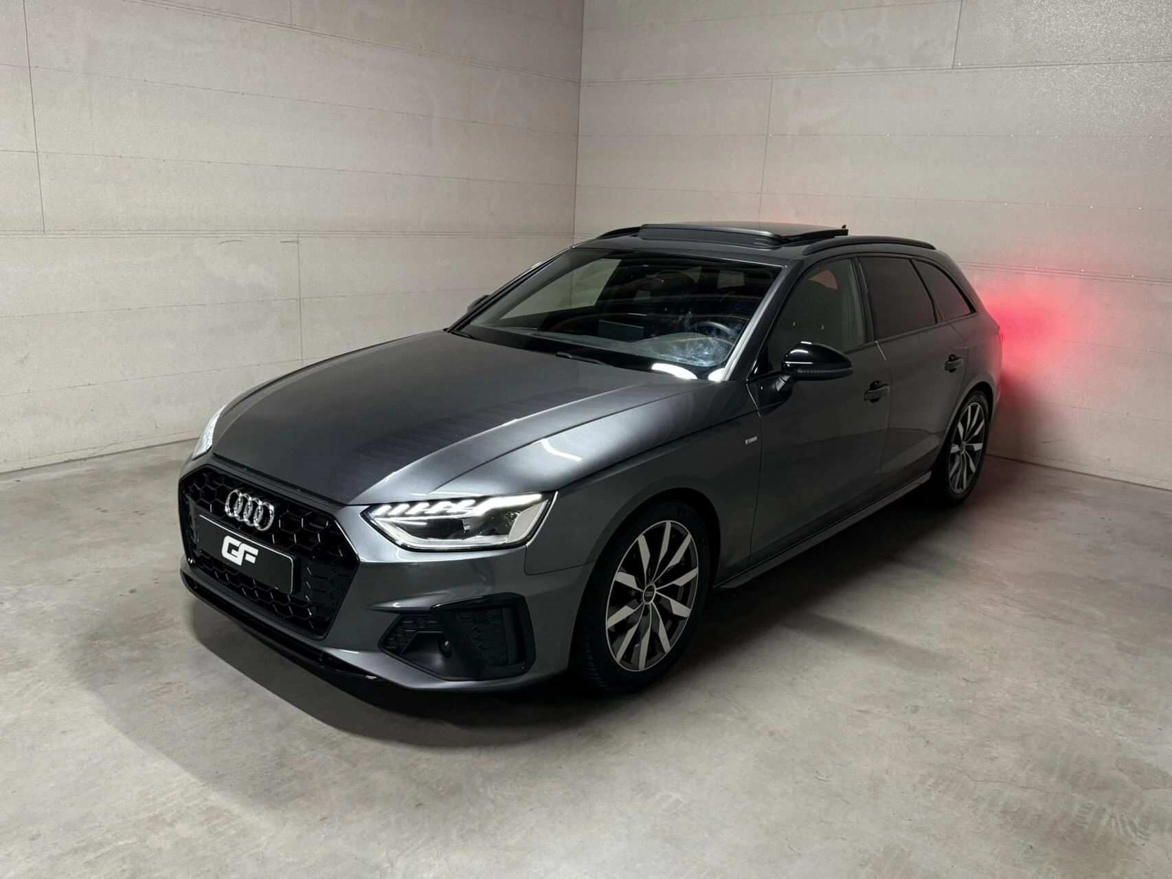 Hoofdafbeelding Audi A4