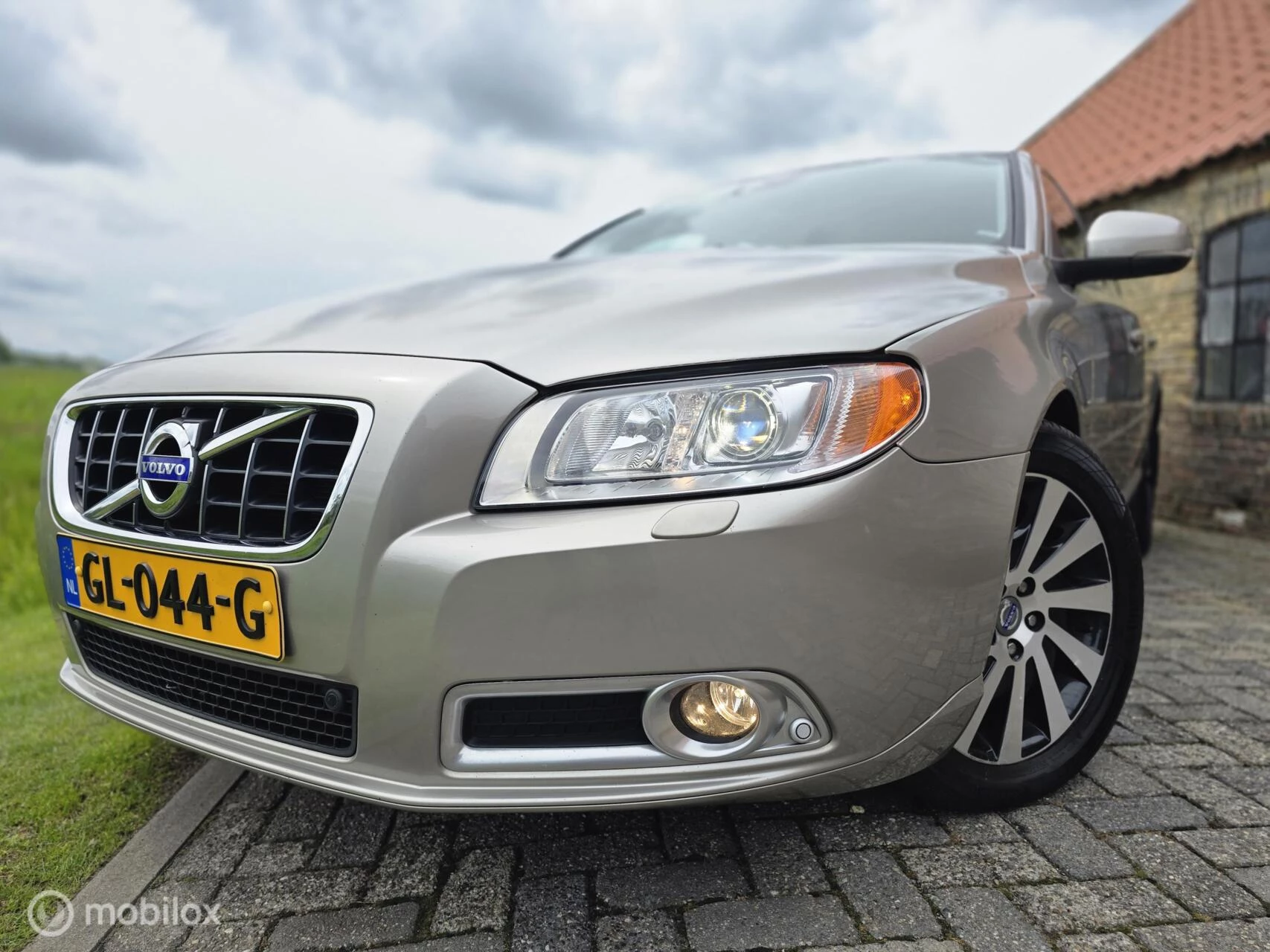 Hoofdafbeelding Volvo V70