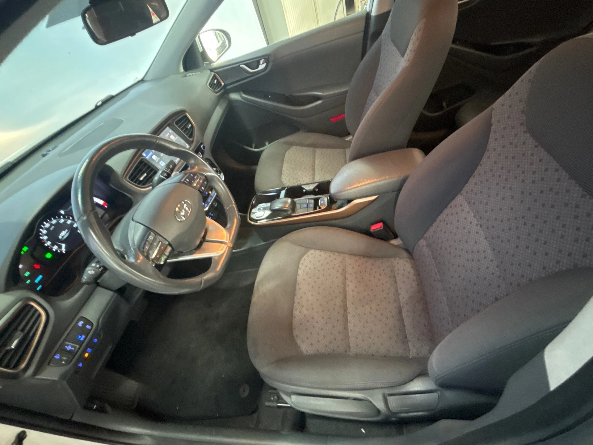 Hoofdafbeelding Hyundai IONIQ