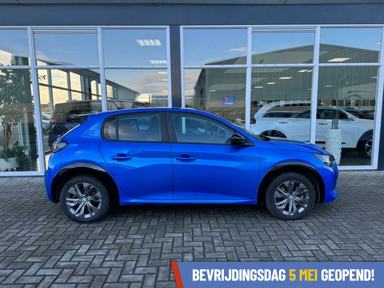 Hoofdafbeelding Peugeot e-208