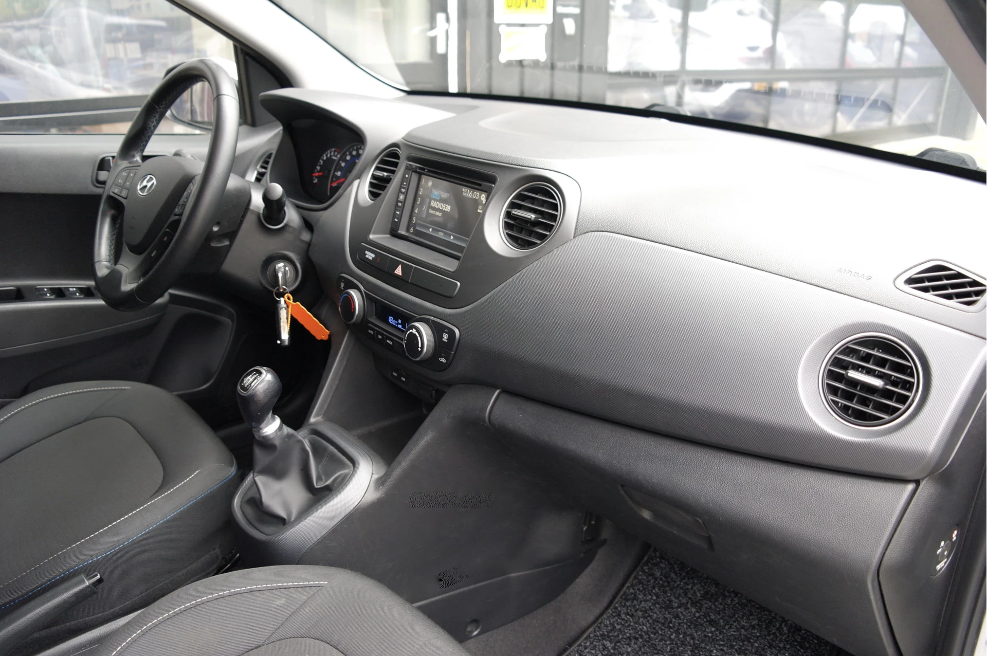 Hoofdafbeelding Hyundai i10