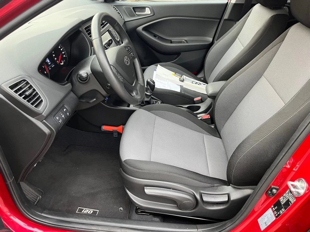 Hoofdafbeelding Hyundai i20