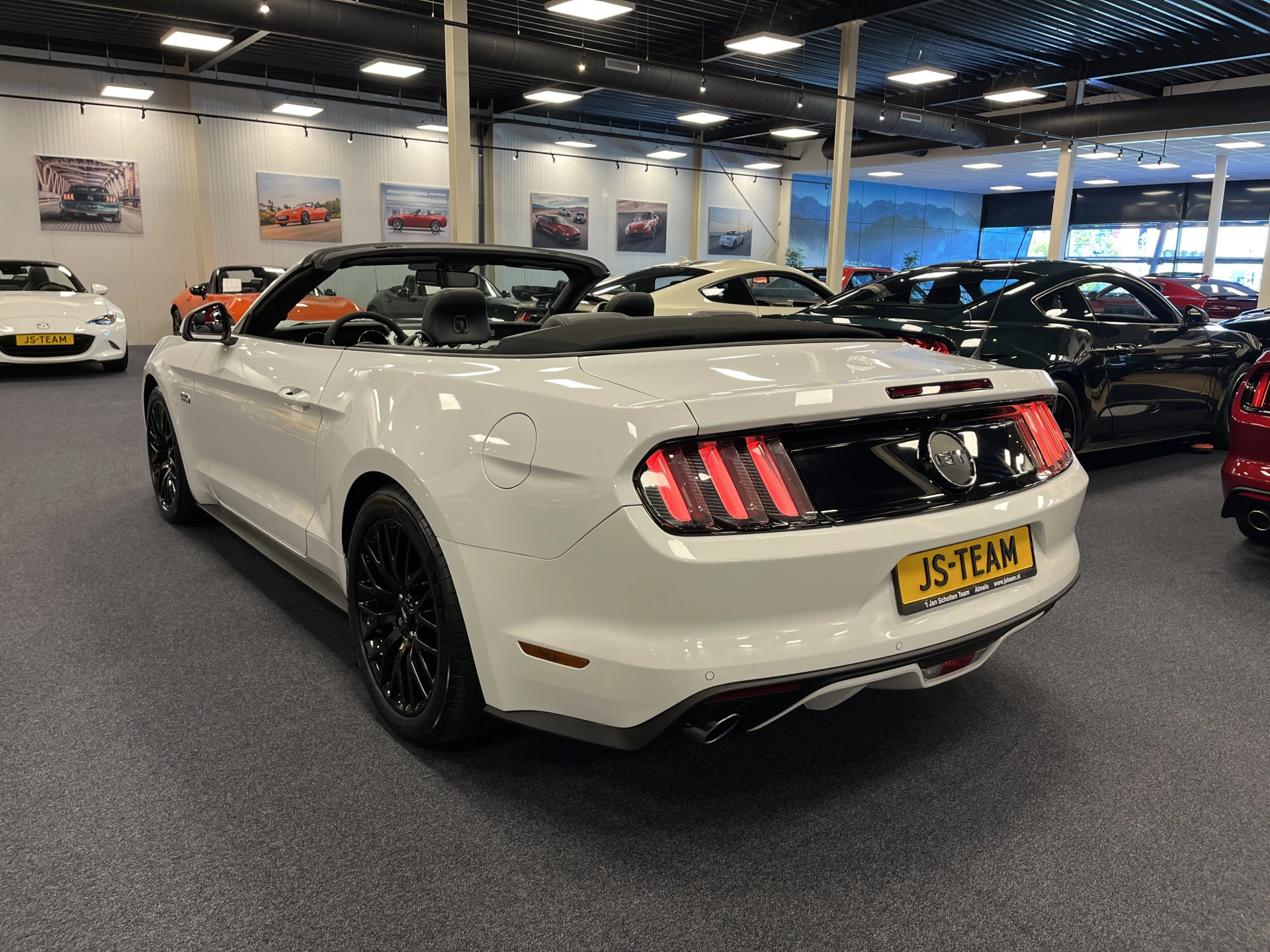 Hoofdafbeelding Ford Mustang