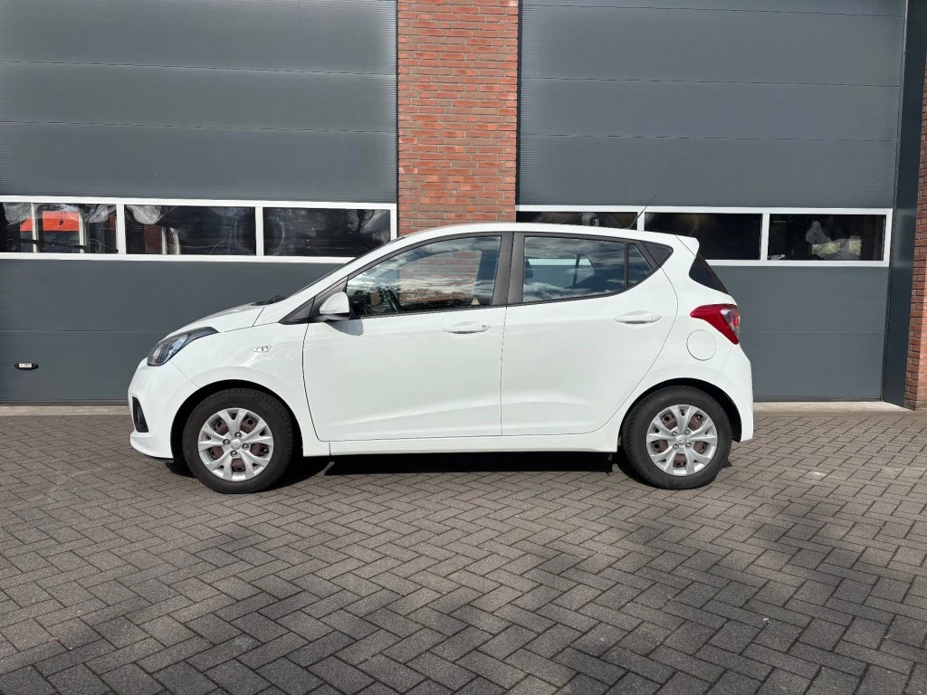 Hoofdafbeelding Hyundai i10