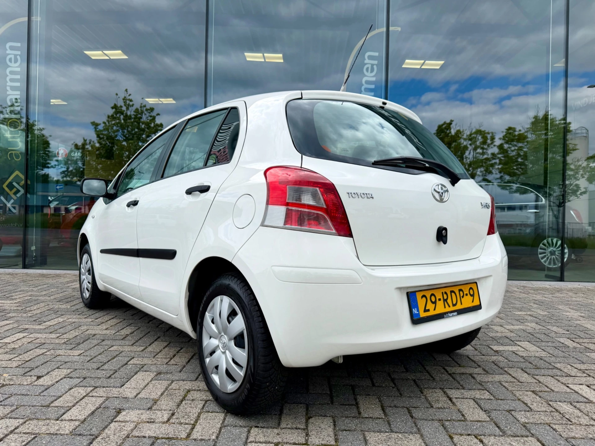 Hoofdafbeelding Toyota Yaris