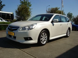 Hoofdafbeelding Subaru Legacy Subaru Legacy 2.0I LUXURY
