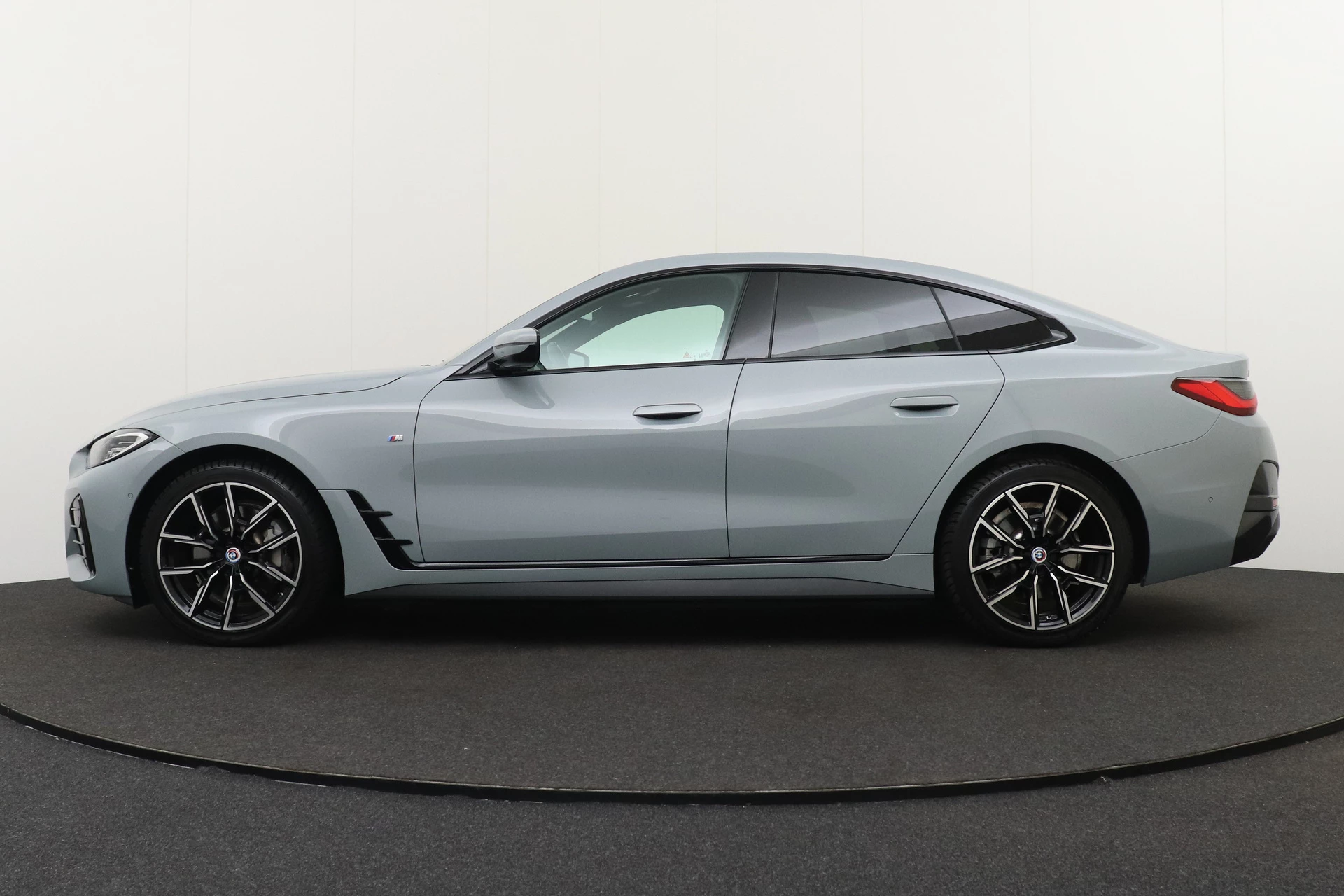 Hoofdafbeelding BMW i4