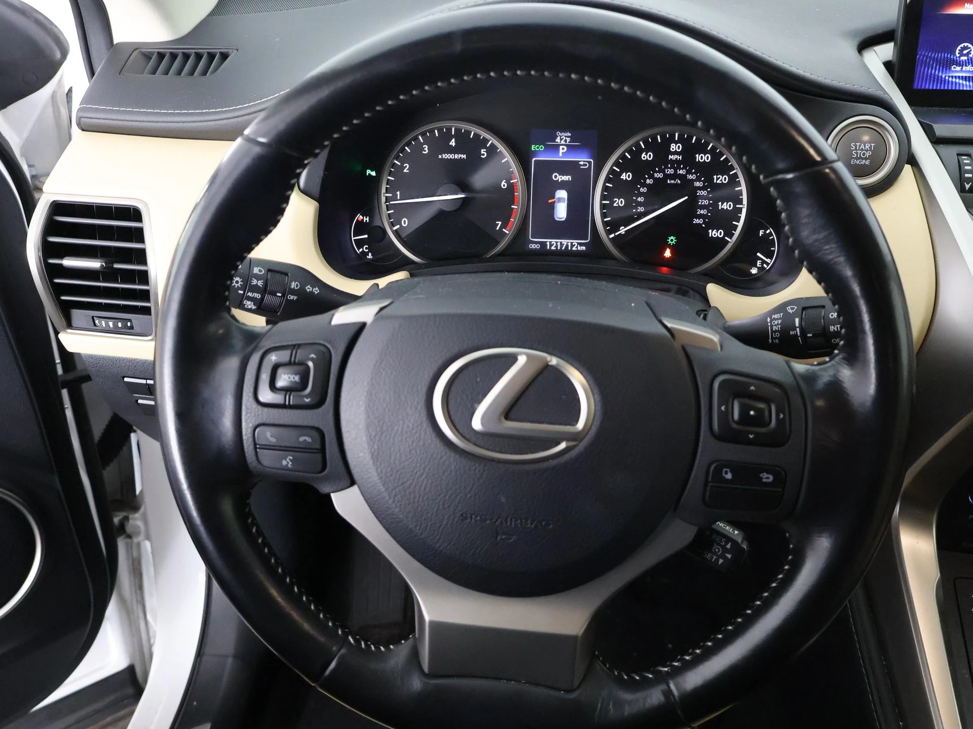 Hoofdafbeelding Lexus NX