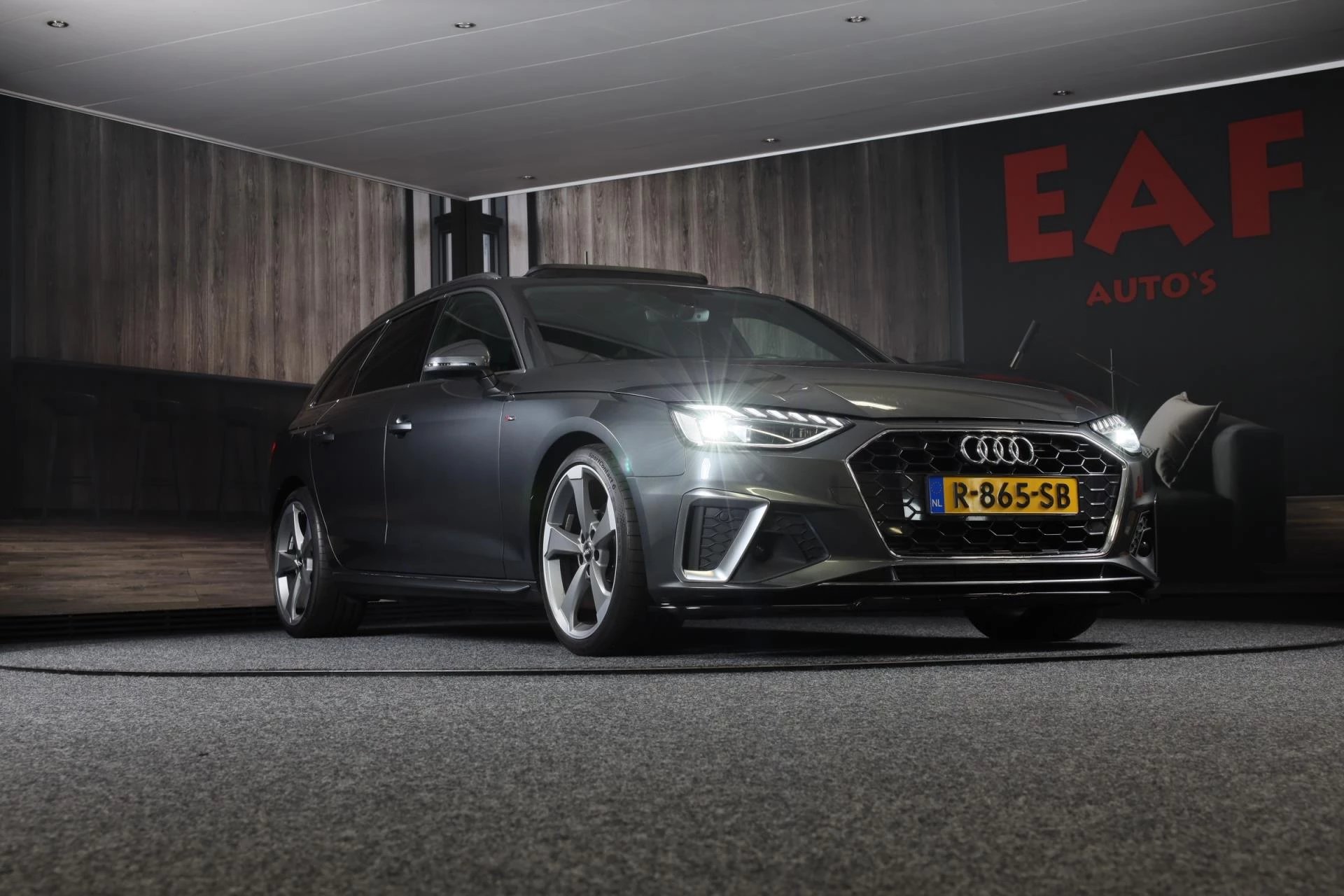 Hoofdafbeelding Audi A4