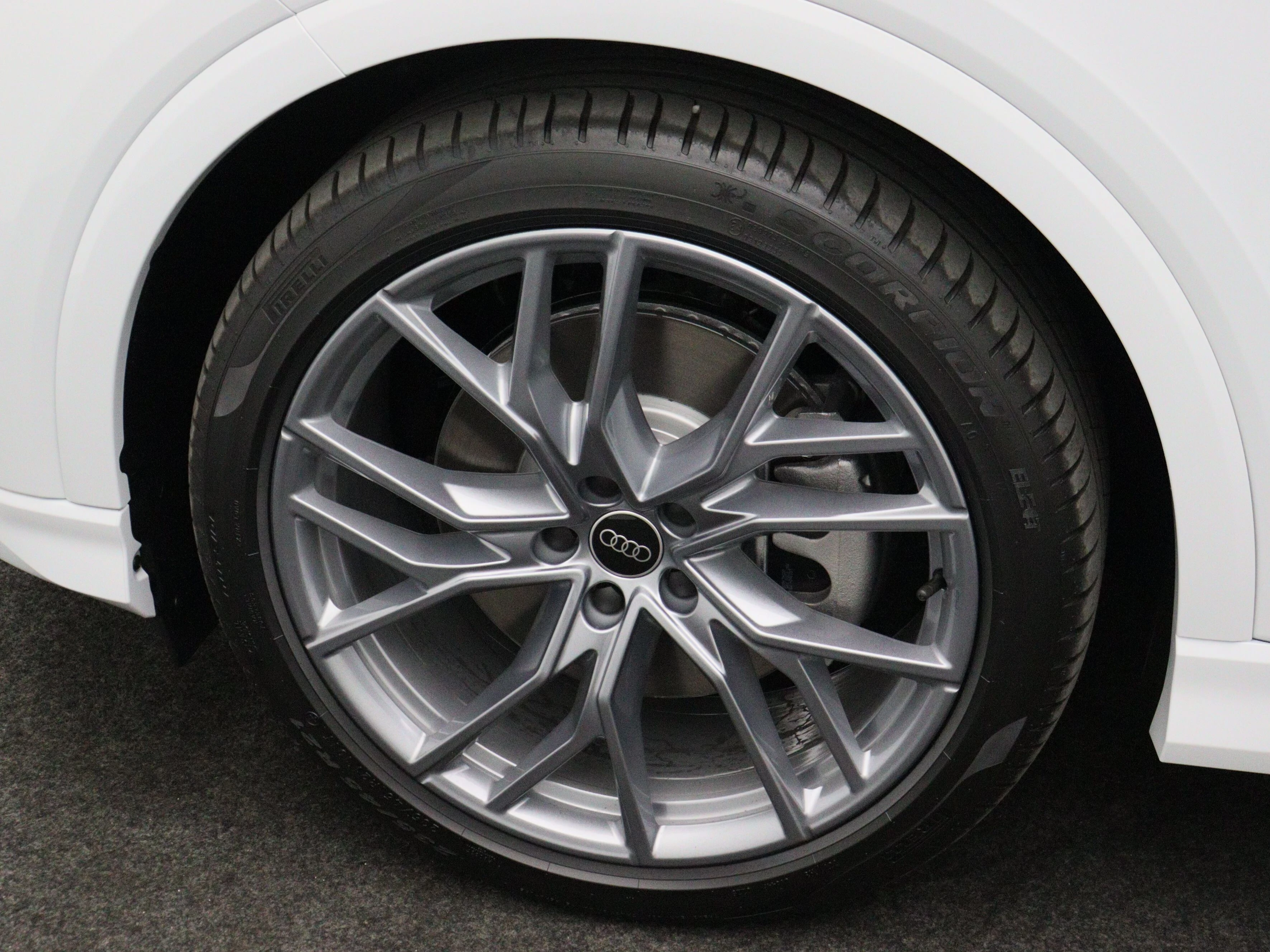 Hoofdafbeelding Audi Q4 e-tron