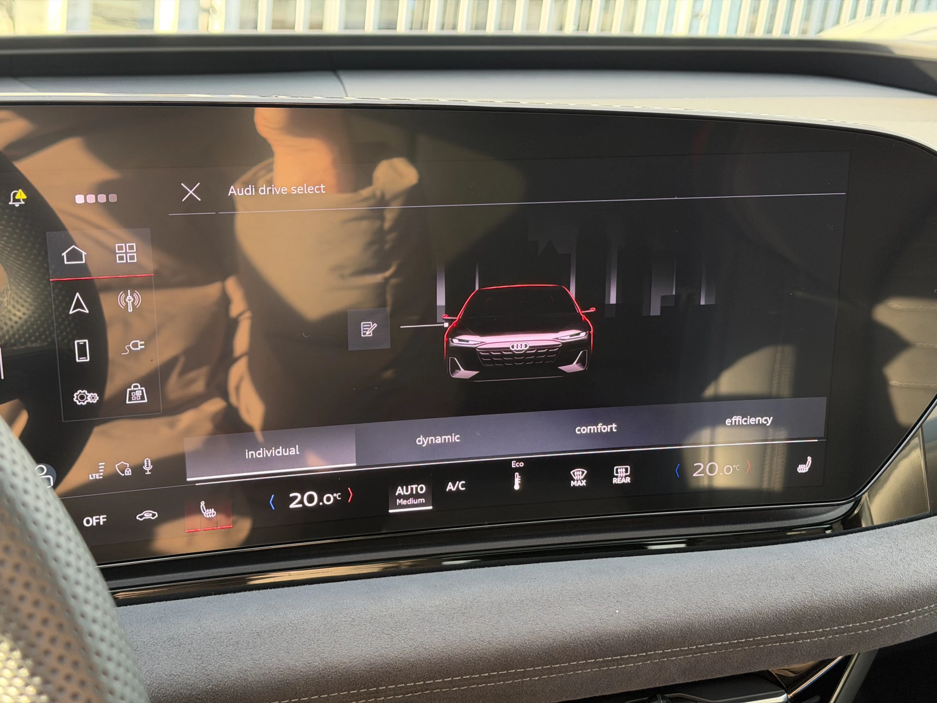 Hoofdafbeelding Audi A6 Avant e-tron