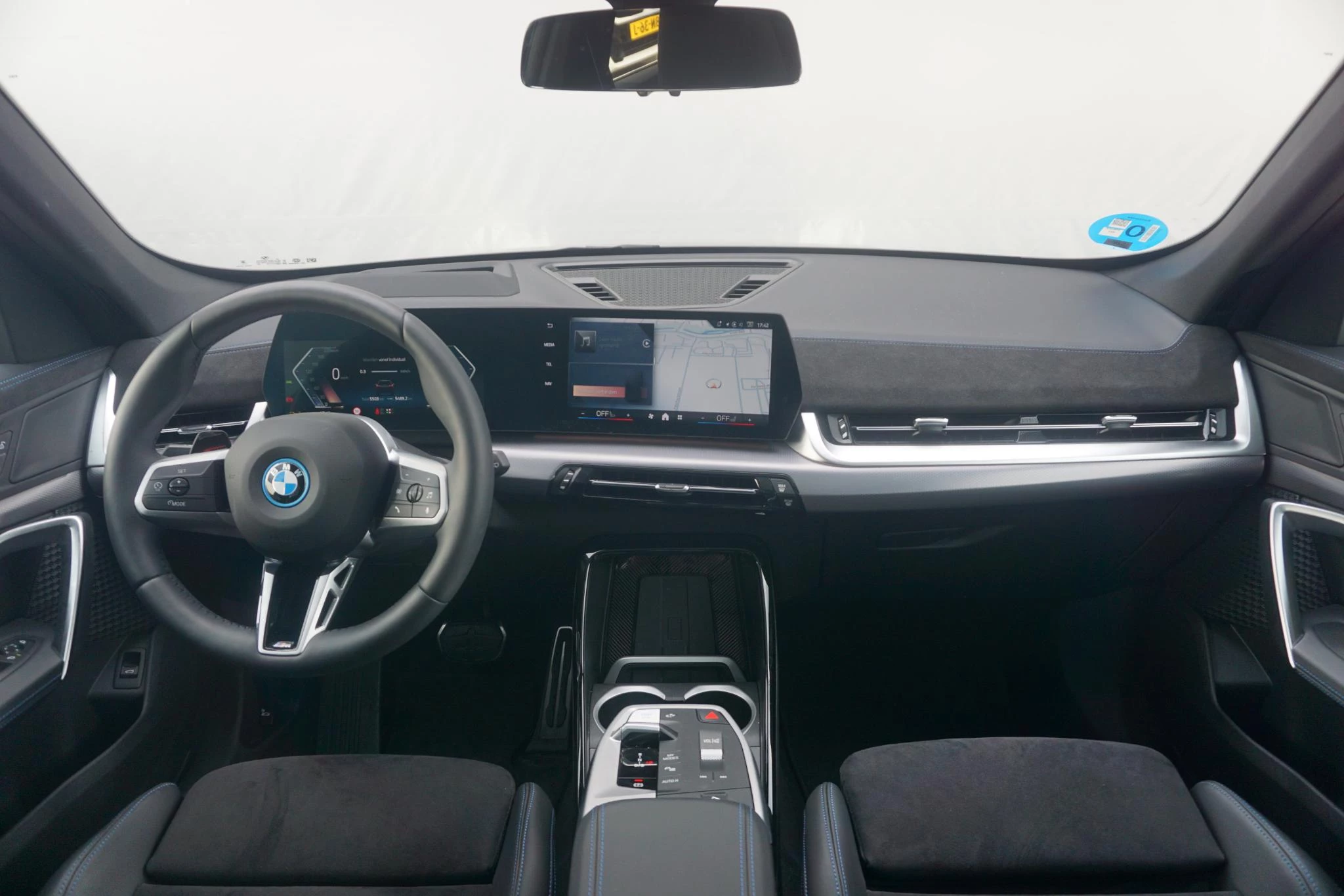 Hoofdafbeelding BMW iX1