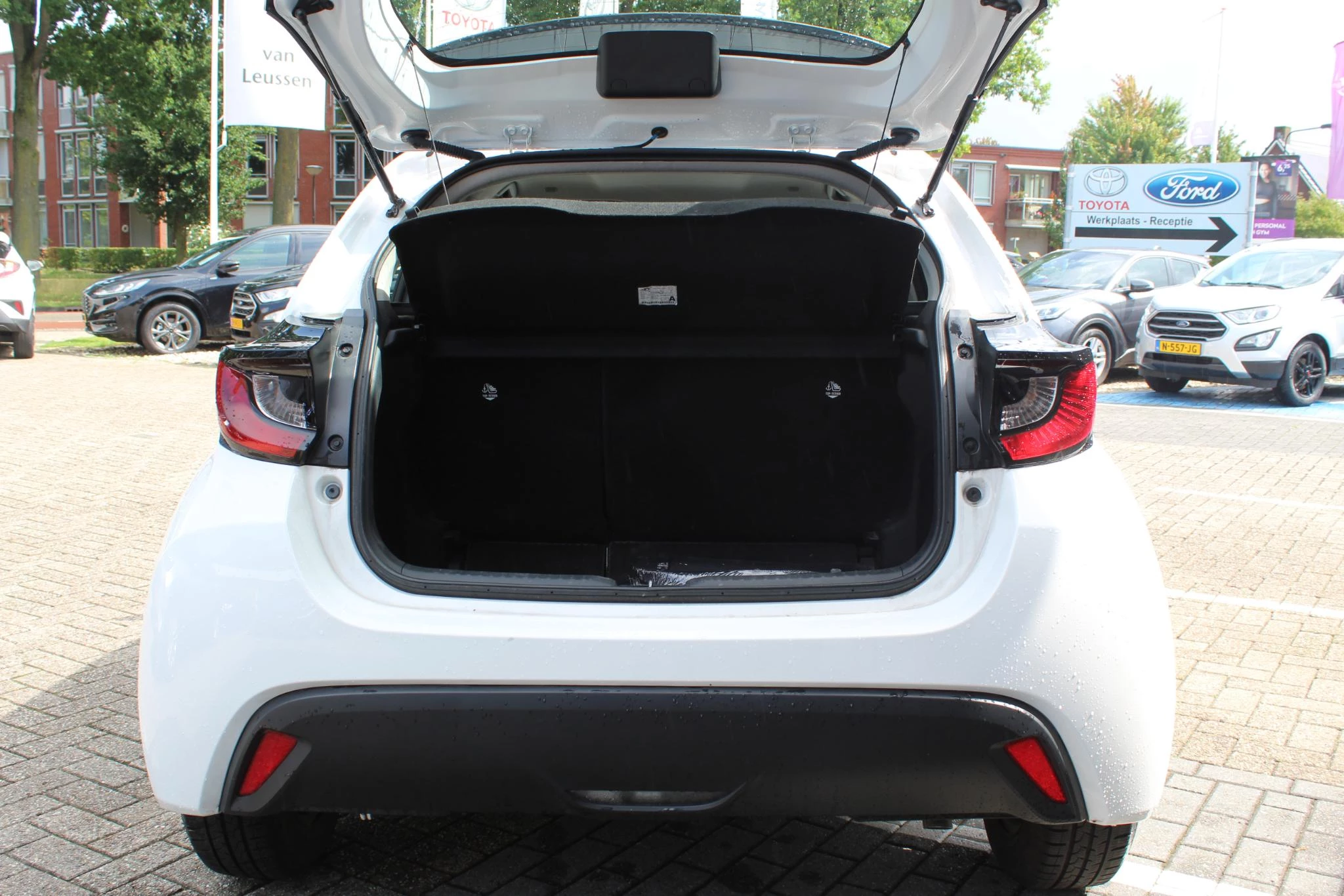 Hoofdafbeelding Toyota Yaris