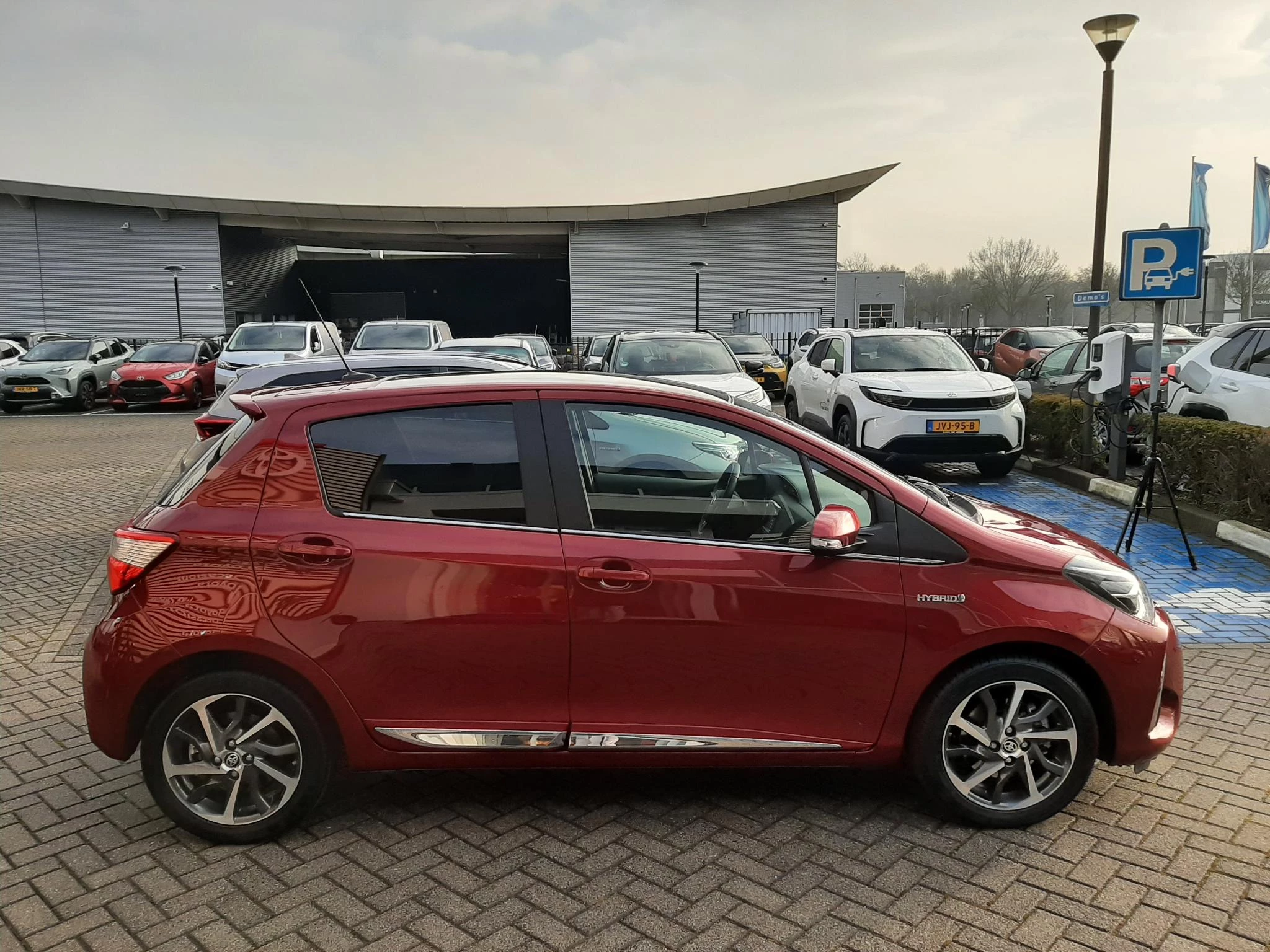 Hoofdafbeelding Toyota Yaris