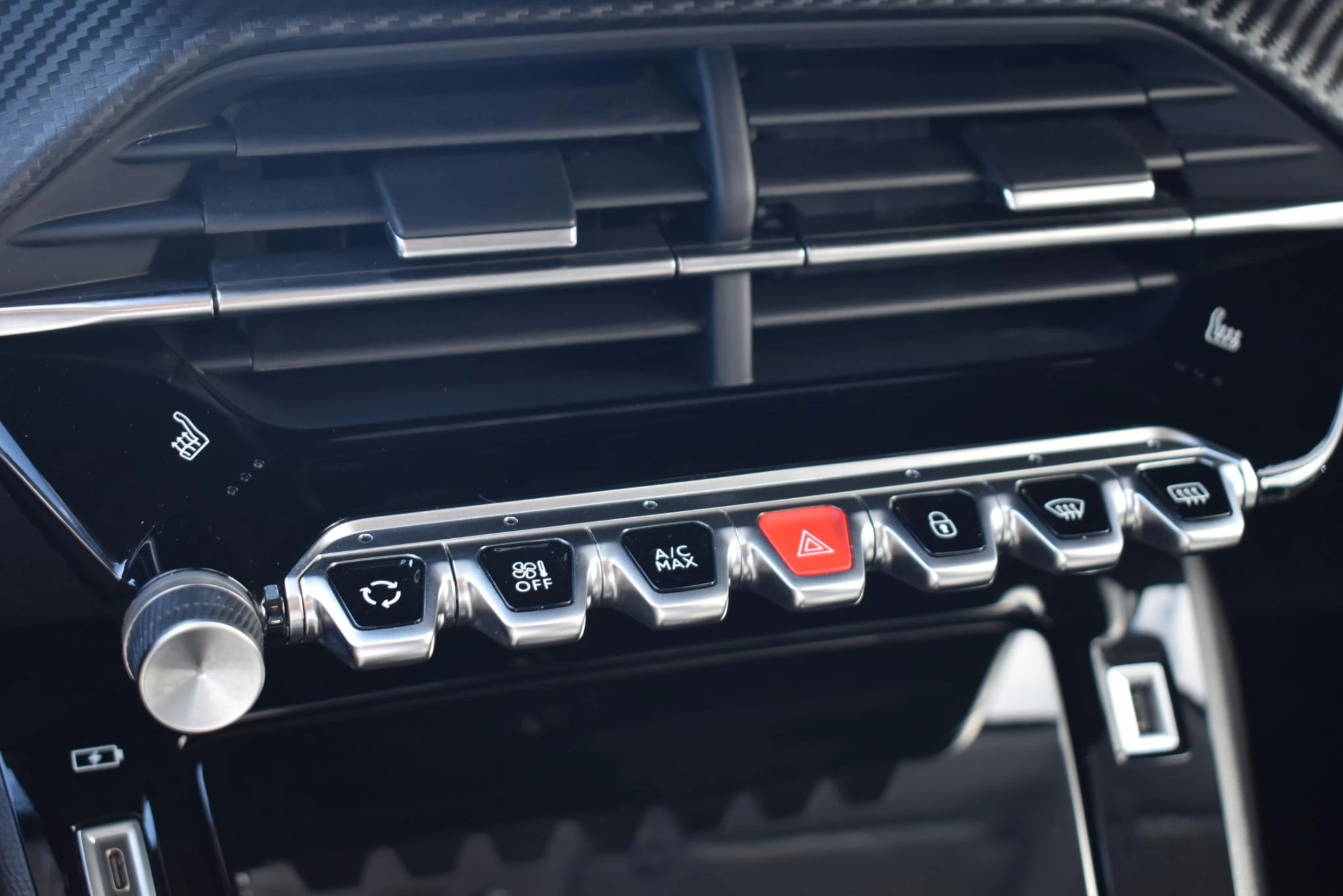 Hoofdafbeelding Peugeot e-208