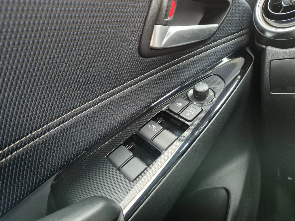 Hoofdafbeelding Mazda 2