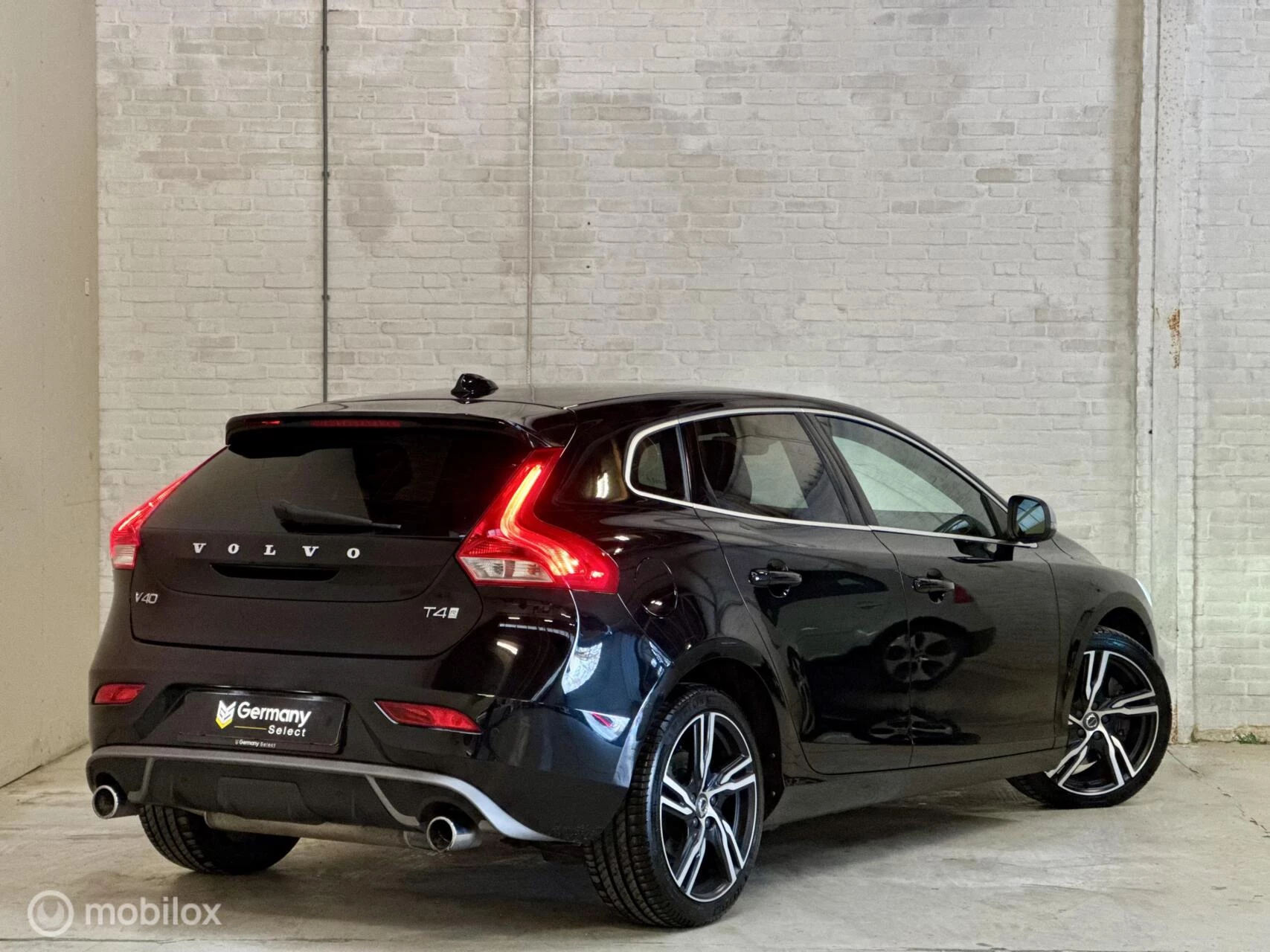 Hoofdafbeelding Volvo V40