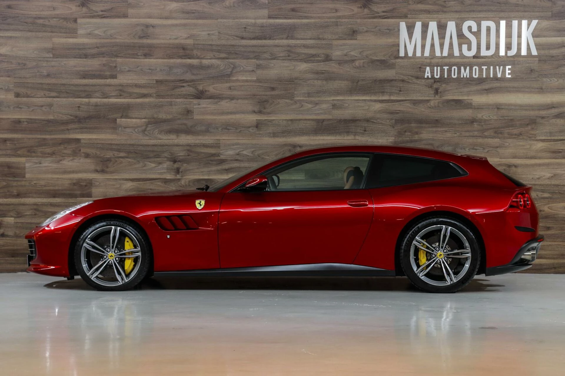 Hoofdafbeelding Ferrari GTC4Lusso