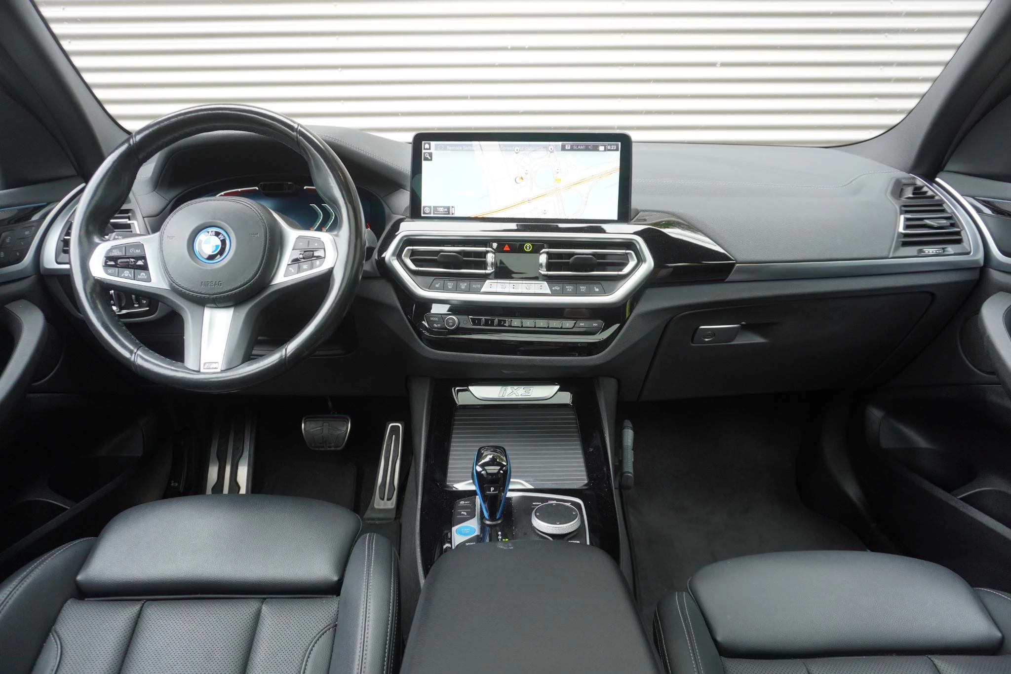 Hoofdafbeelding BMW iX3