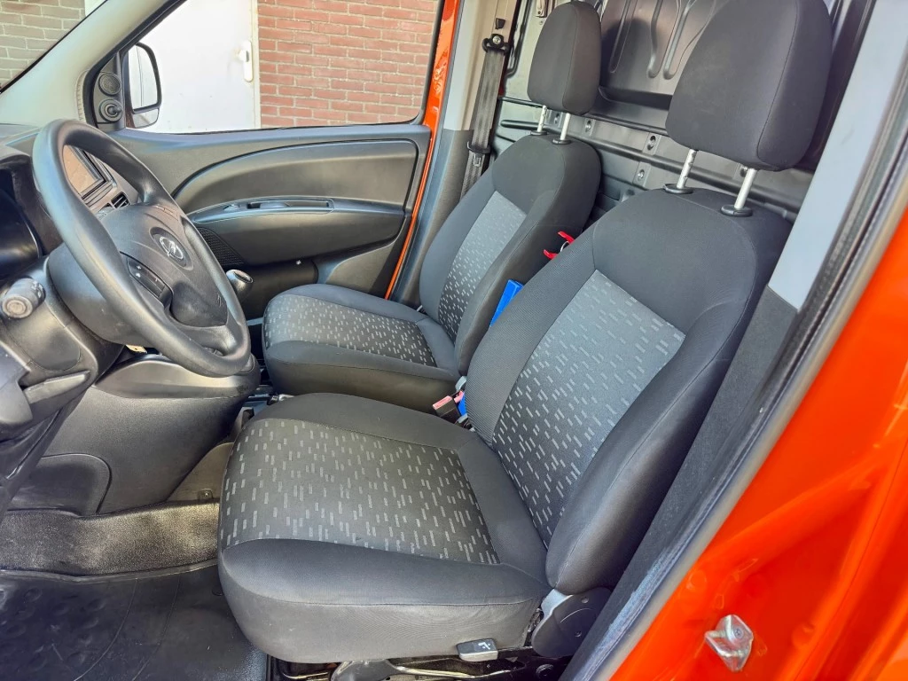 Hoofdafbeelding Opel Combo