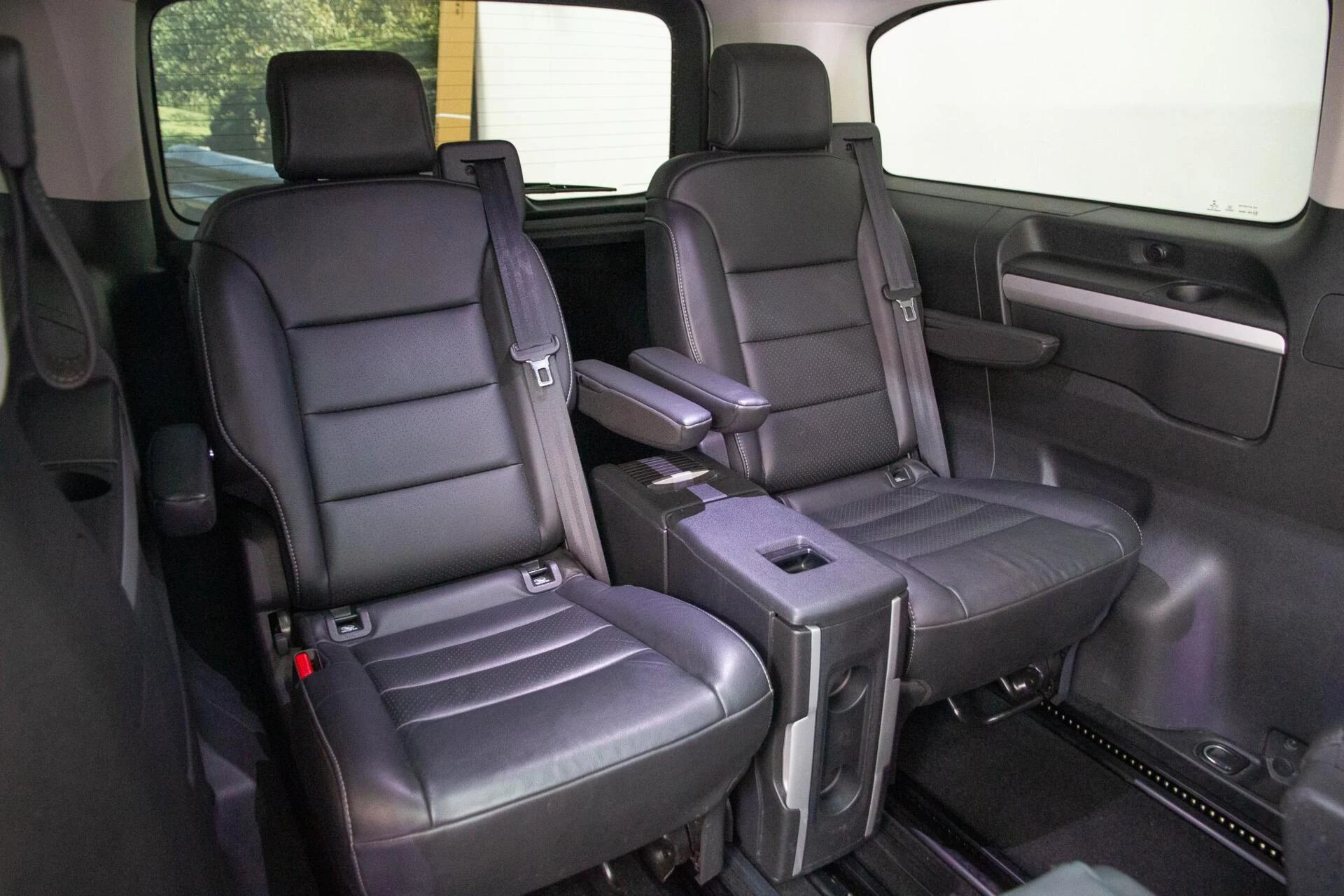 Hoofdafbeelding Peugeot e-Traveller