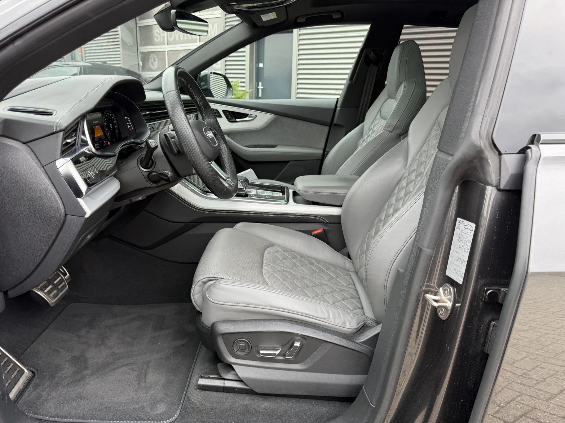 Hoofdafbeelding Audi Q8
