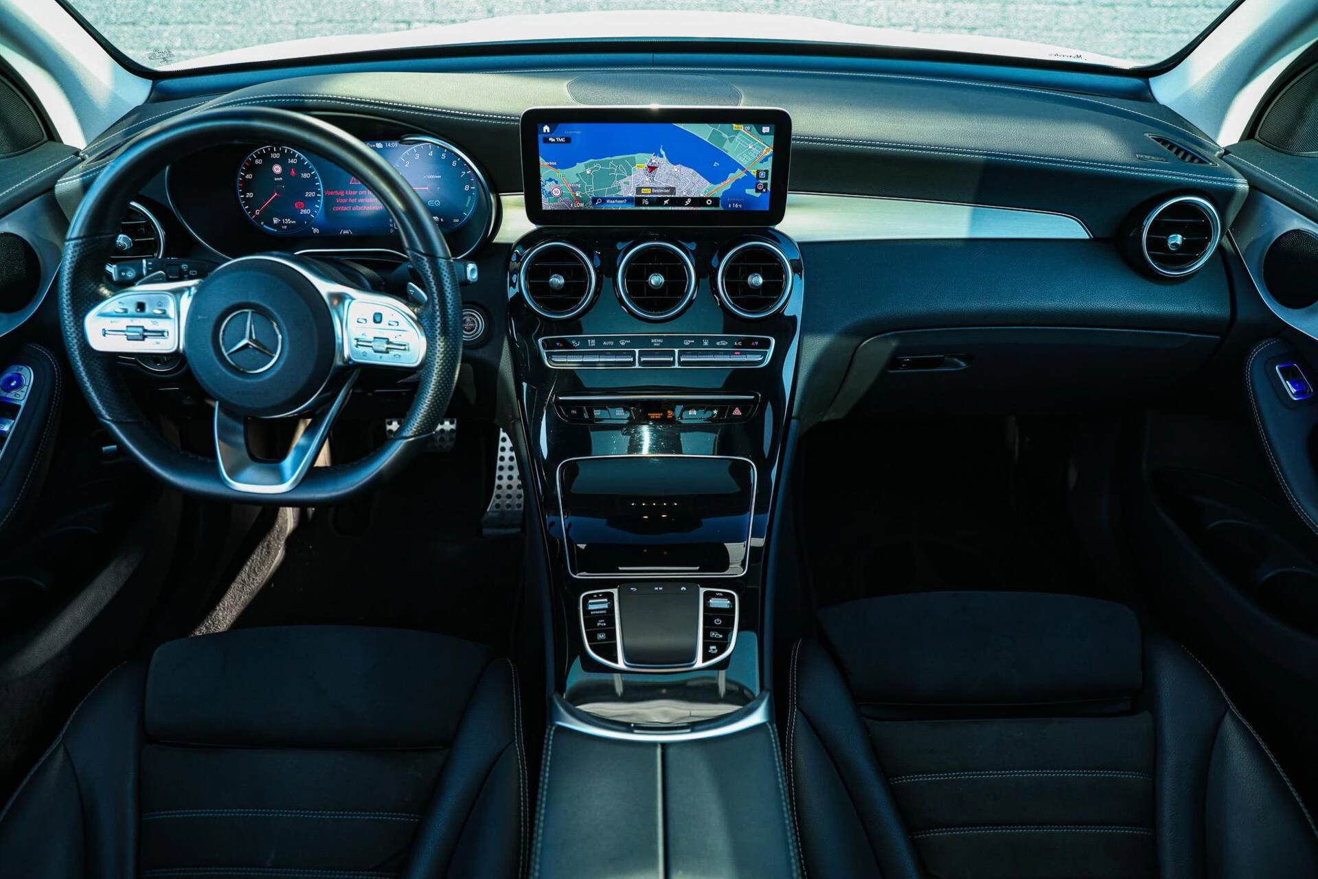 Hoofdafbeelding Mercedes-Benz GLC