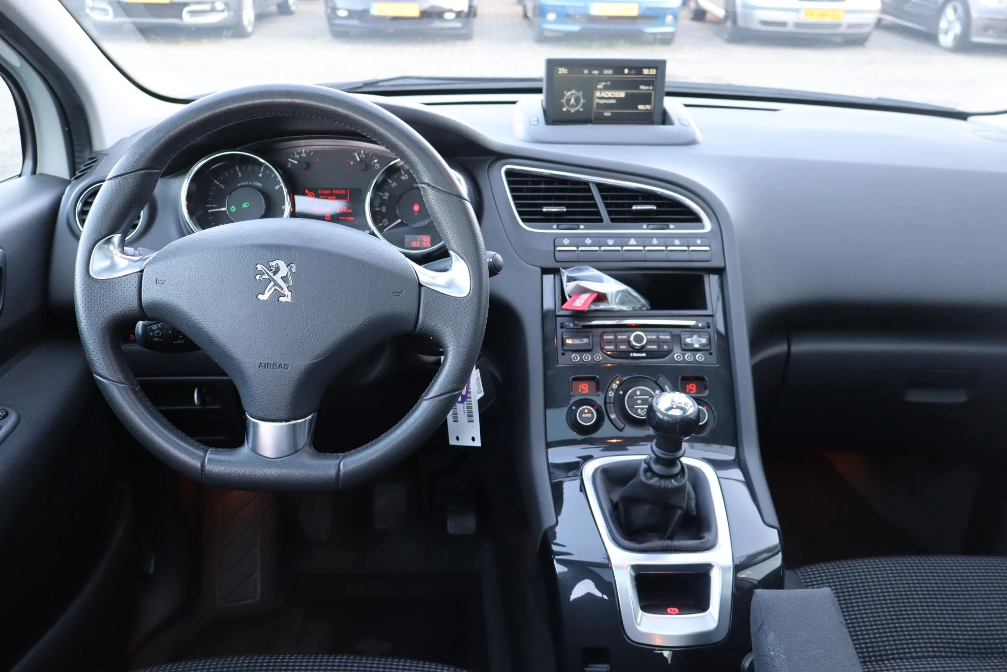 Hoofdafbeelding Peugeot 5008