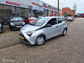 TOYOTA AYGO 1.0 VVT-i x-FUN / 1e Eigenaar / Bluetooth /
