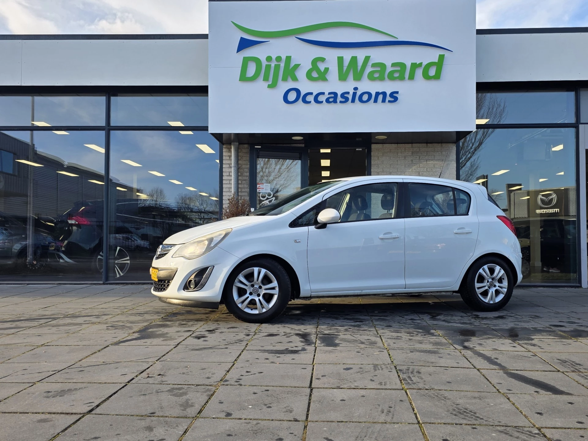 Hoofdafbeelding Opel Corsa