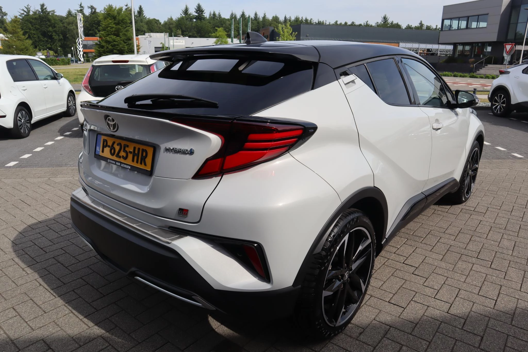 Hoofdafbeelding Toyota C-HR