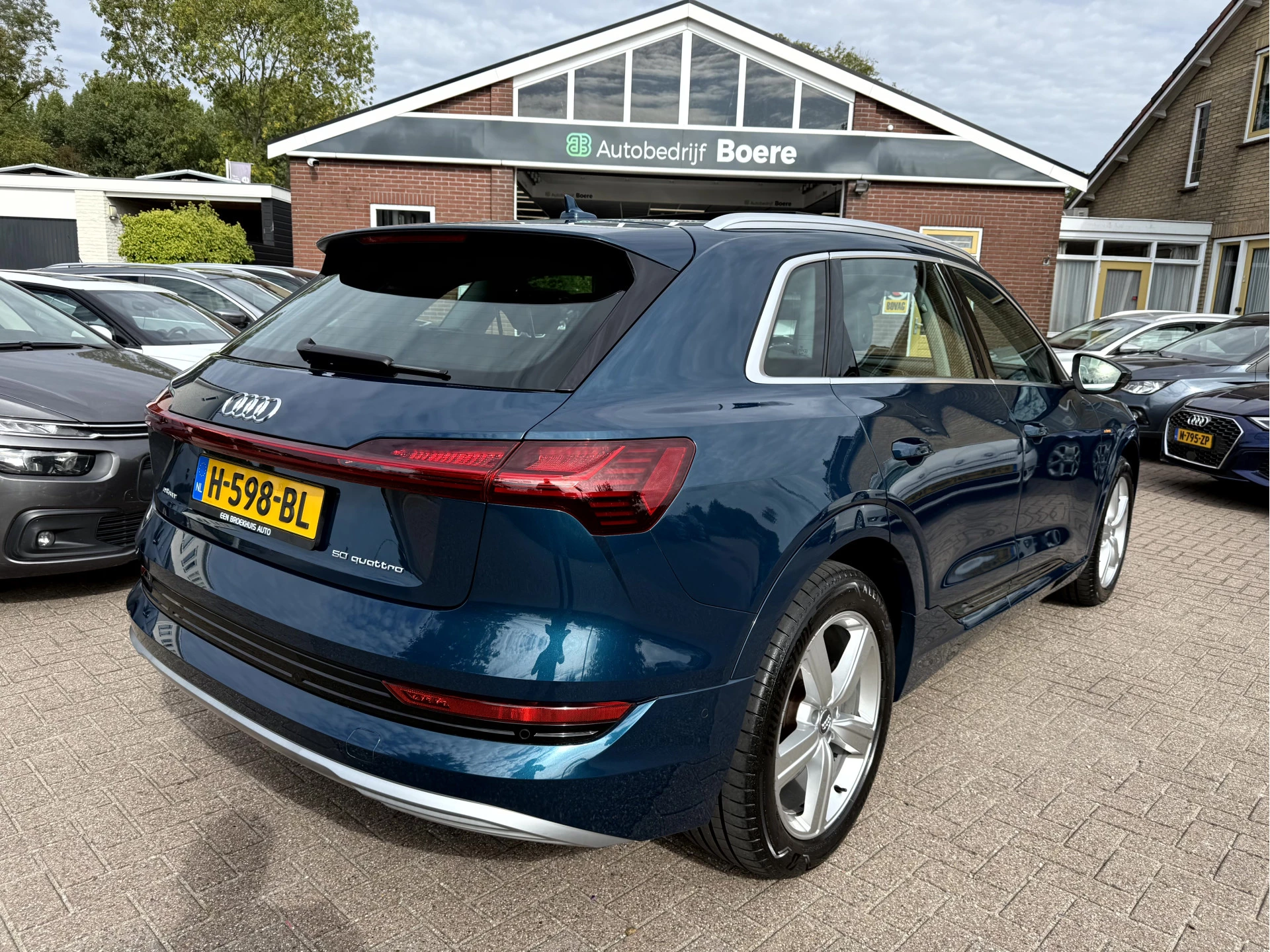 Hoofdafbeelding Audi e-tron