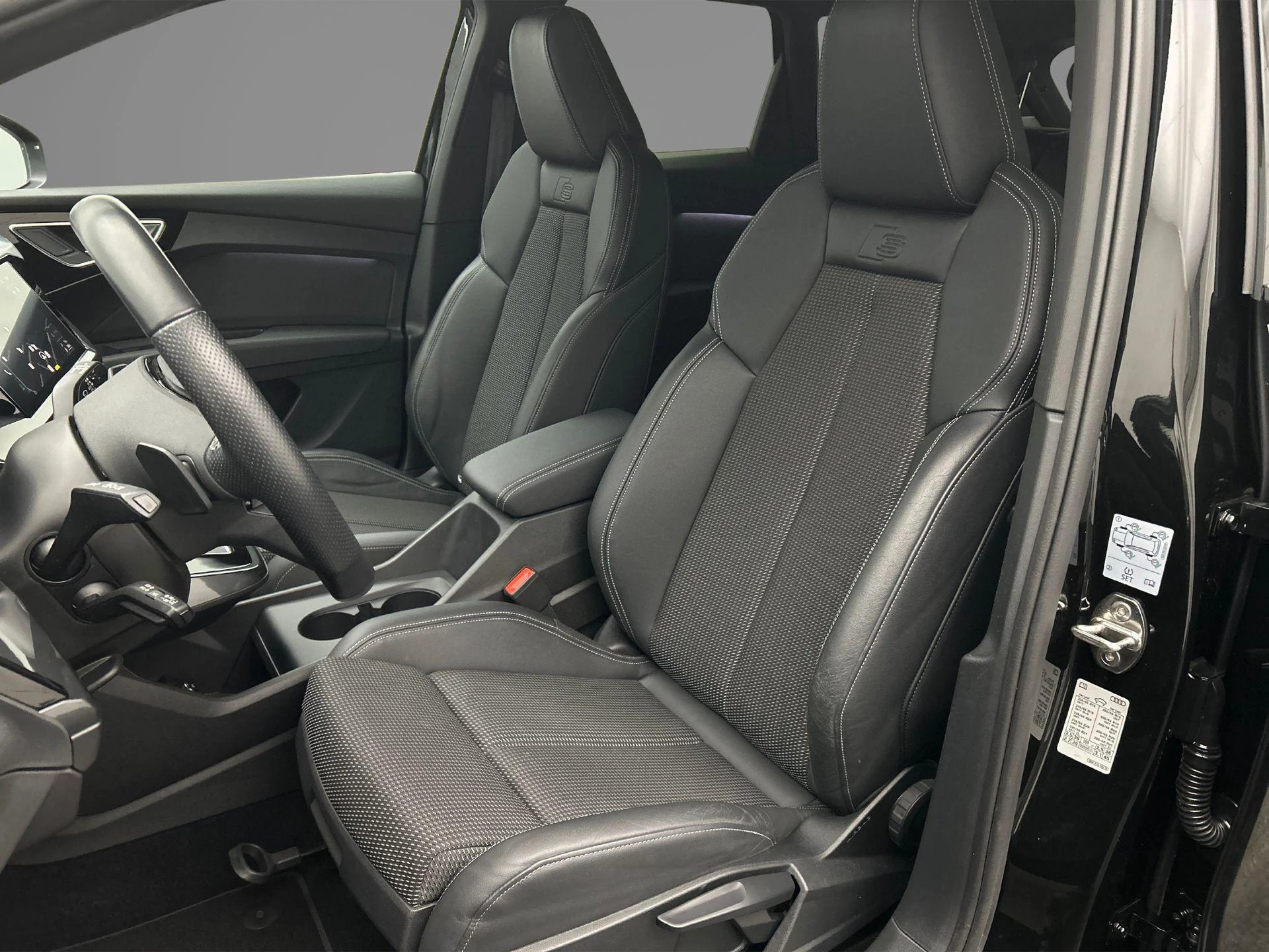 Hoofdafbeelding Audi Q4 e-tron