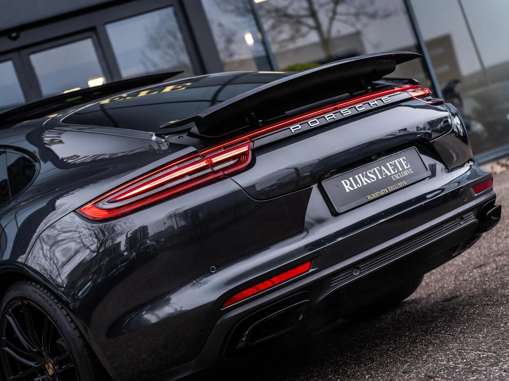 Hoofdafbeelding Porsche Panamera
