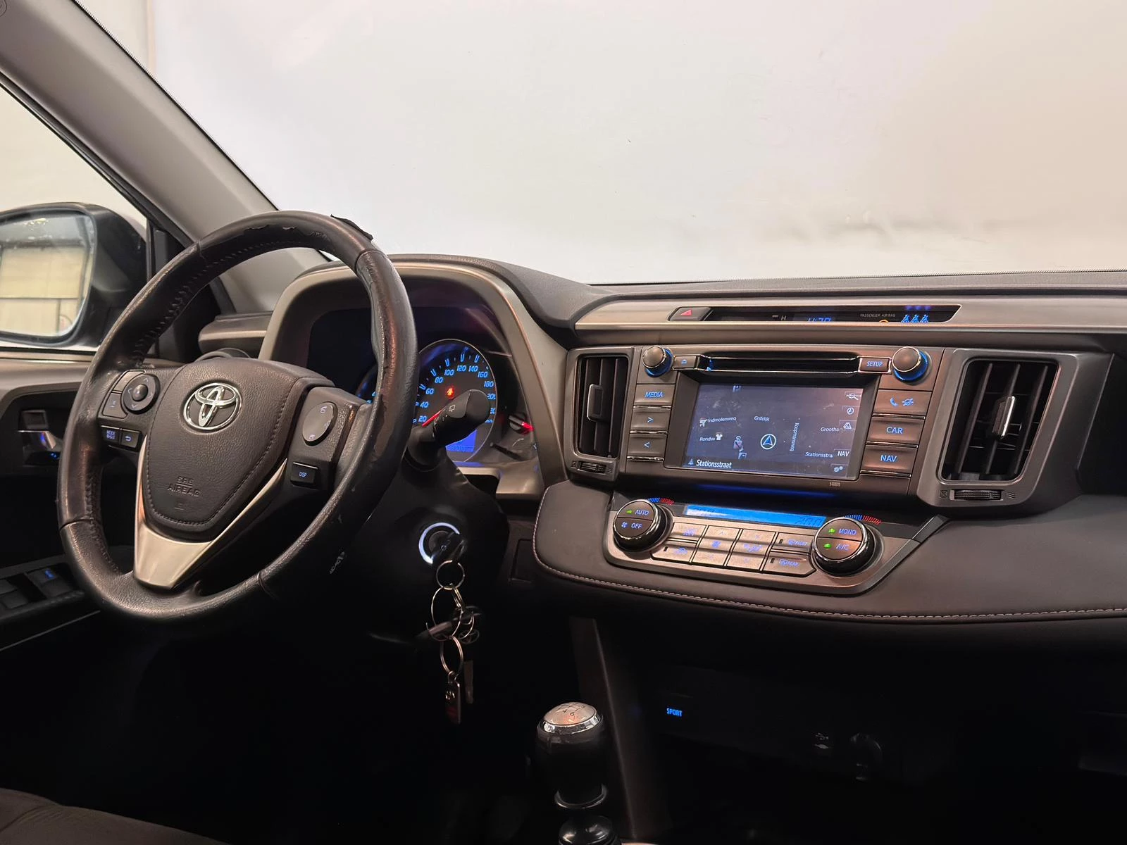 Hoofdafbeelding Toyota RAV4