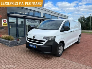 Hoofdafbeelding Volkswagen e-Transporter Volkswagen e-Transporter 34 L2H1 Life 64 kWh | Lease | 995 P/M | 10.000 km P/J